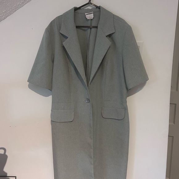 Vintage Embroidered Gray Midi Dress with Matching Blazer - Picture 4 of 8